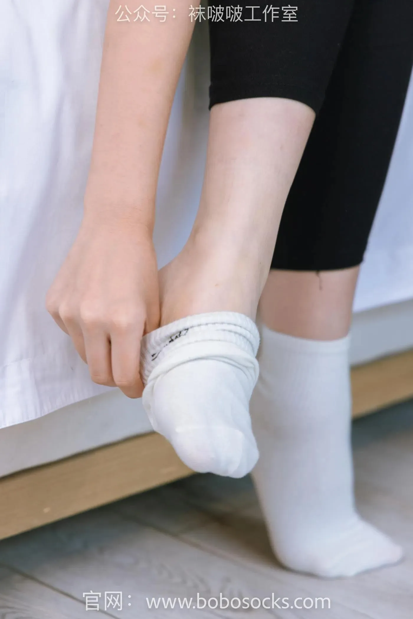 [BoBoSocks袜啵啵]NO.122 小淳-高跟长靴、白棉袜 [149P]插图7